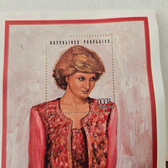 INTERNATIONAL COLLECTORS SOCIETY PRINCESS DIANA Pink Evening Dress Stamp Togo - Picture 4 of 7